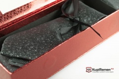 Мужской чёрный галстук ARISTOKRAT с нагрудным платком в коробке
