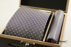 Мужской галстук с нагрудным платком Roberto Fzancrin в деревянной коробке