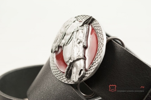 Кожаный ремень с пряжкой "ARABIAN HORSE-RED" (Голова арабского скакуна) 3D - kupiremen.ru