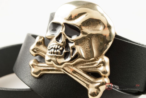 Кожаный ремень с пряжкой "SKULL AND CROSSBONES" (Череп с костями) 3D - kupiremen.ru