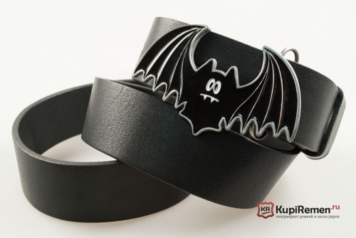 Кожаный ремень с пряжкой "BAT" - kupiremen.ru