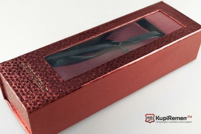 Бордовый мужской галстук ARISTOKRAT с нагрудным платком в коробке - kupiremen.ru