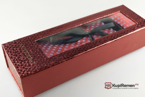 Красный мужской галстук ARISTOKRAT с нагрудным платком в коробке - kupiremen.ru