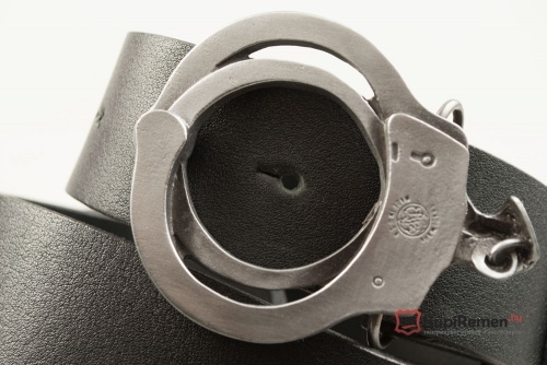 Кожаный ремень с пряжкой "HANDCUFFS" (Наручники) 3D - kupiremen.ru