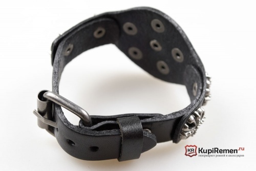 Браслет на руку с узорными клёпками - kupiremen.ru