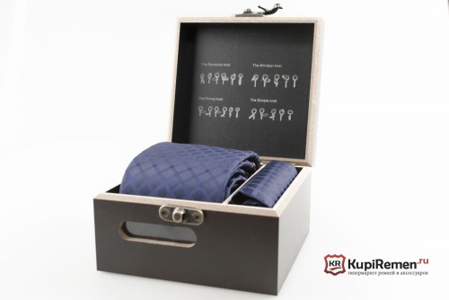 Мужской галстук с нагрудным платком Roberto Fzancrin в деревянной коробке - kupiremen.ru
