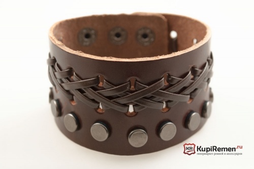 Широкий браслет с клёпками и косичкой - kupiremen.ru