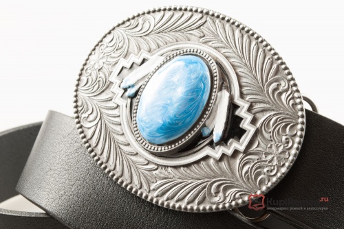 Кожаный ремень с пряжкой "Орнамент с перьями" light blue - kupiremen.ru