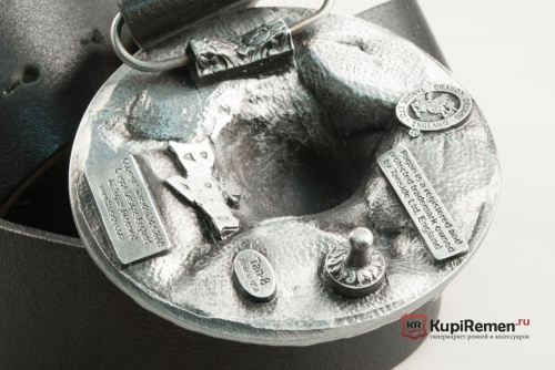 Кожаный ремень с пряжкой "Череп со звездой"  - kupiremen.ru