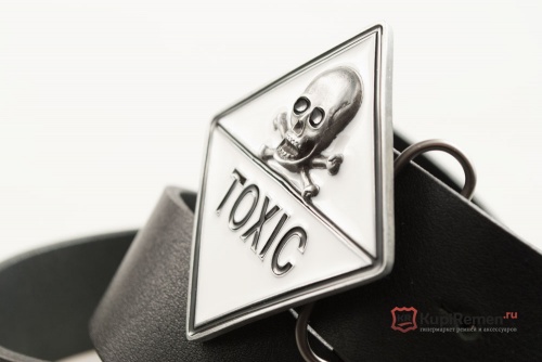 Кожаный ремень с пряжкой "TOXIC"  - kupiremen.ru