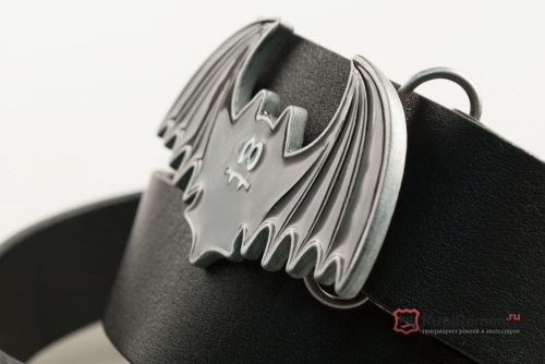 Кожаный ремень с пряжкой "BAT" - kupiremen.ru