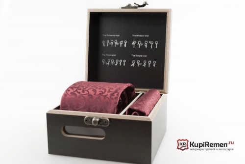 Мужской галстук с нагрудным платком Roberto Fzancrin в деревянной коробке - kupiremen.ru