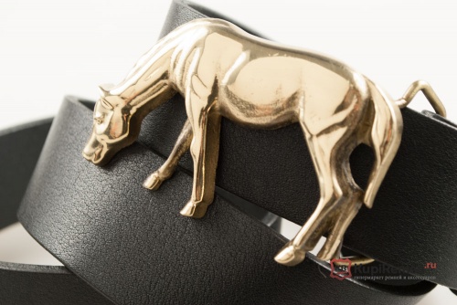 Кожаный ремень с пряжкой "HORSE GRAZING" (Пасущаяся лошадь) 3D - kupiremen.ru