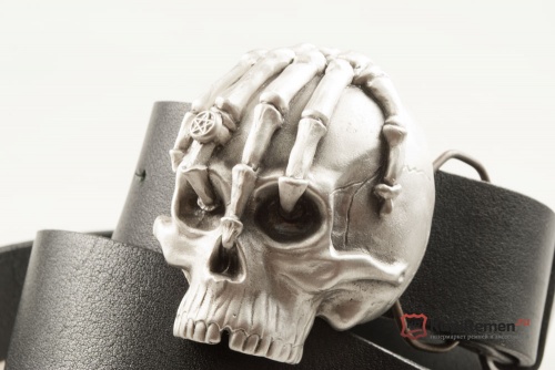 Кожаный ремень с пряжкой "HAND ON SKULL" - kupiremen.ru
